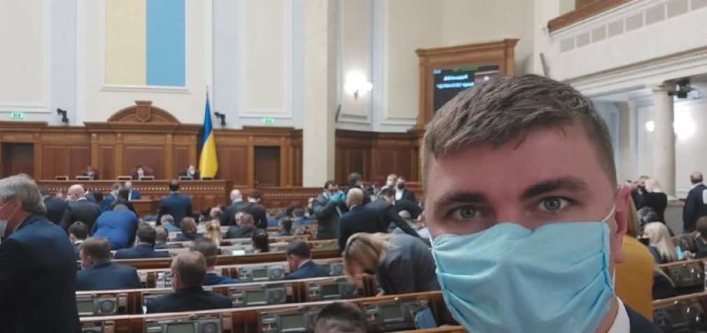 Нардеп обратился в суд из-за принятия “антиколомойского закона”