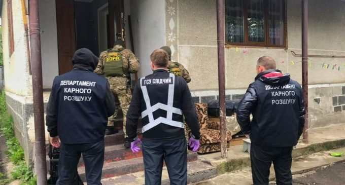 Обман на 18 млн грн: в Украине «накрыли» крупную банду аферистов
