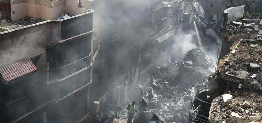 Авиакатастрофа в Пакистане: погибли 97 человек, двое выжили