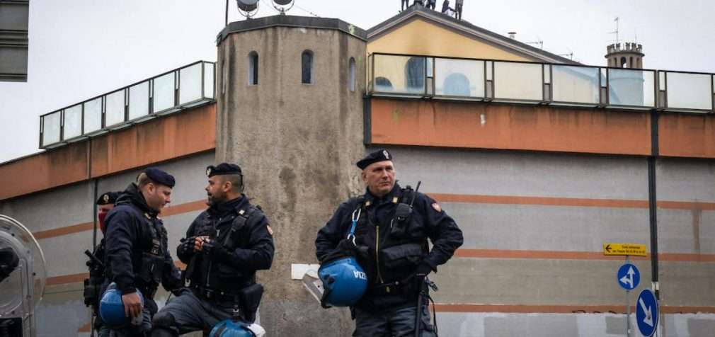 Бунт в тюрьме Венесуэлы: погибли более сорока человек