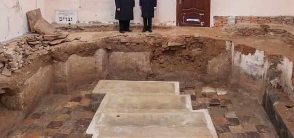 В Бердичеве нашли надгробие раввина, который считается святым