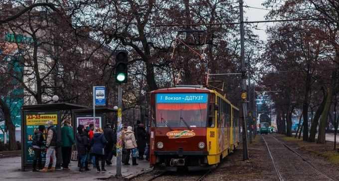 В Днепре сегодня трамвай №1 приостановит движение