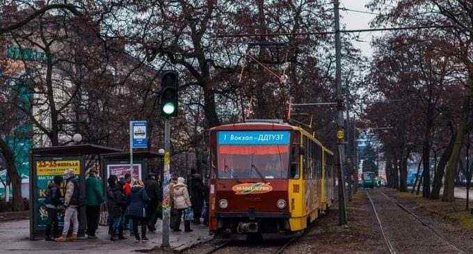 В Днепре завтра трамваи изменят маршрут движения