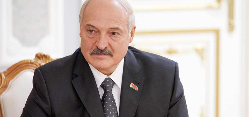 Лукашенко наградил силовиков, которые разгоняли митингующих