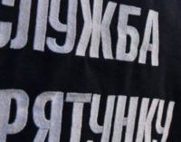 В центре Днепра мужчина попал под завал дома, когда искал металл, – ФОТО