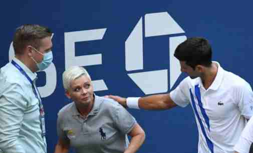 Теніс: Джокович закликає вболівальників підтримати рефері, у яку він влучив м’ячем