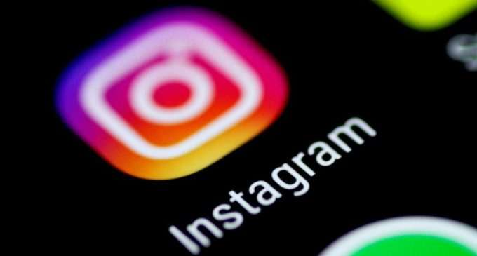 Facebook обвиняют в шпионаже за пользователями Instagram