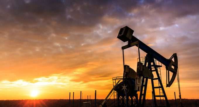 Спрос на нефть падает стремительнее, чем прогнозировалось