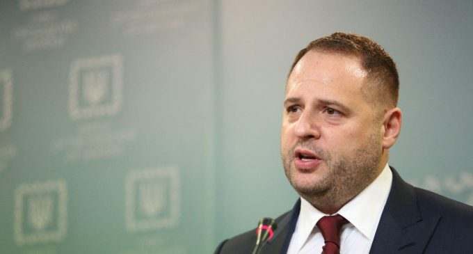 Ермак заявил, что интересы Тищенко он не лоббирует