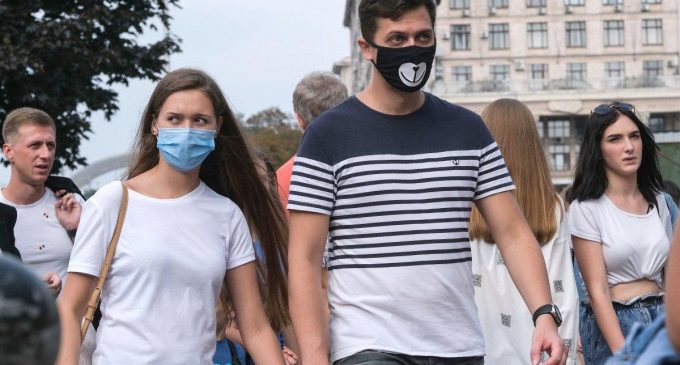COVID-19: карантин в Украине могут продлить до конца года