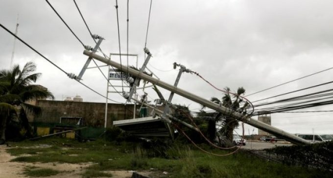 В США из-за урагана без электричества – 600 тысяч человек