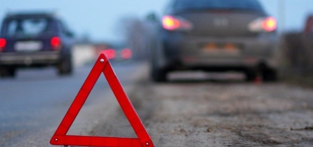 В Днепре автомобиль сбил мужчину на электросамокате: фото и видео происшествия