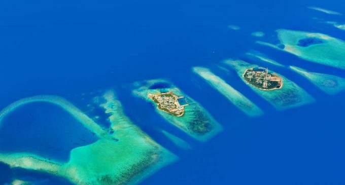 Мальдивы из-за отсутствия туристов продают острова 