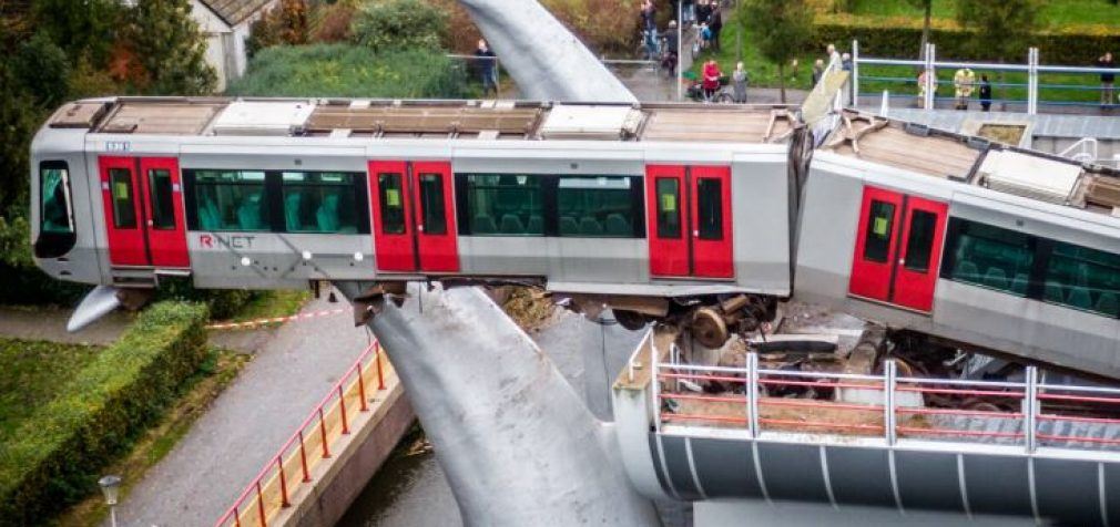 В Роттердаме произошло чудо: киты спасли машиниста метро