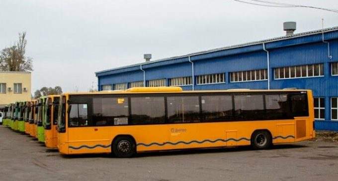 На маршрутах в Днепре появятся 45 новых автобусов – ФОТО