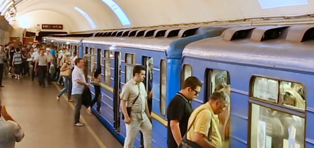 Станцию метро “Проспект Свободы” в Днепре починят за 3,5 миллиона гривен