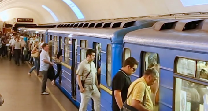 Станцию метро “Проспект Свободы” в Днепре починят за 3,5 миллиона гривен