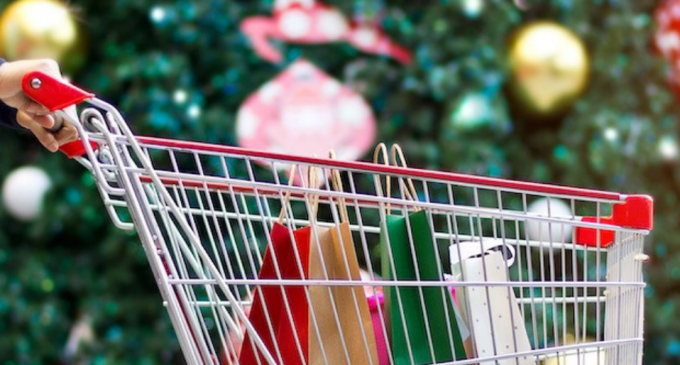 Пора за покупками: праздничные акции в супермаркетах Днепра