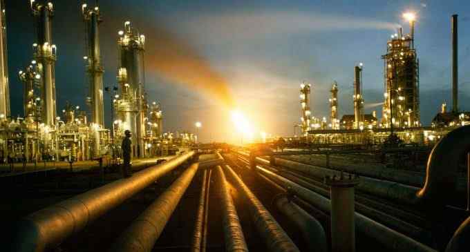 Страны ОПЕК+ приняли решение о повышении объёмов нефтедобычи