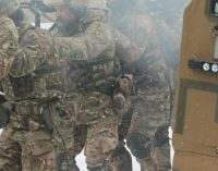 На Днепропетровщине военные освободили заложников, отбили штурм и задержали воров, – ФОТО