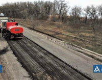 Впервые за 20 лет: в Днепропетровской области ремонтируют важную трассу, – ФОТО