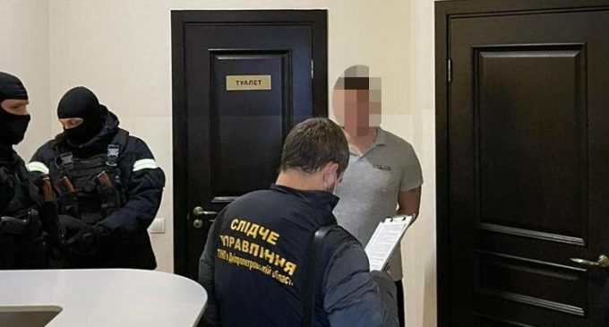 В Днепре руководители банка выдавали подставные кредиты и растратили 86 миллионов