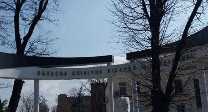 Медом, луком и перцем вылечить COVID-19 невозможно: в больнице Мечникова спасли мужчину с 80% поражением легких