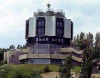 “Волна”, “Маяк” и медвежатина для Ельцина: история заброшенного ресторана Днепра