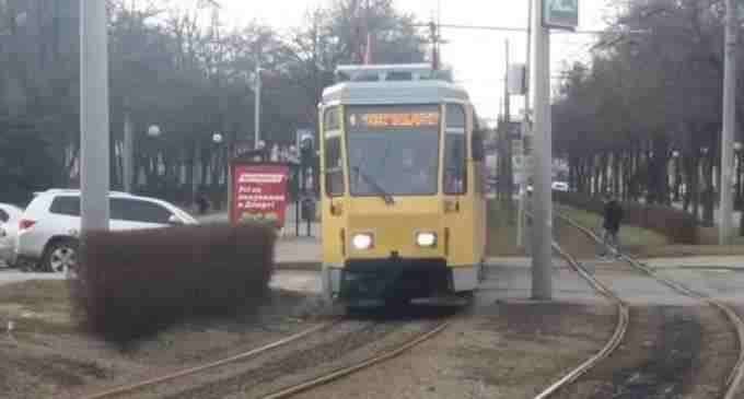 Из-за взрывов перекроют центральный проспект в городе Днепр: отмена маршрутов и изменения в движении