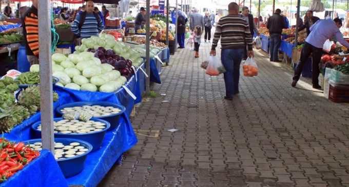 На рынках Украины фальсификат выдают за «домашние» продукты
