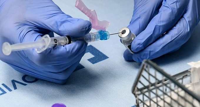 На Днепропетровщине в марте начнут вакцинировать всех желающих