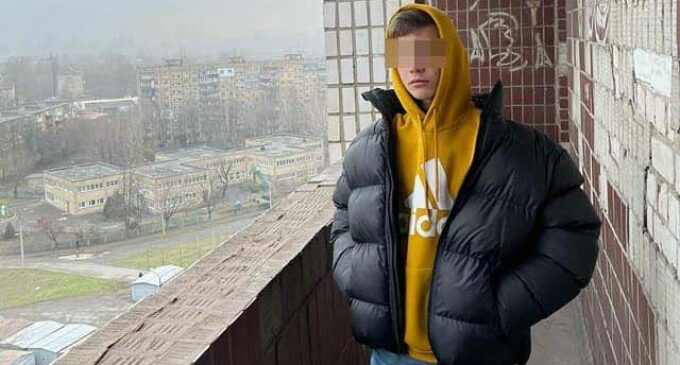 На Днепропетровщине, ради популярности в Instagram, подростки портят чужое имущество