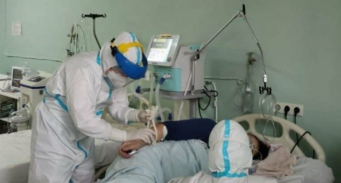 По новой методике лечения коронавируса в реанимации Днепра спасли любящую пару