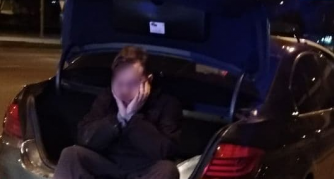 В Днепре пьяный водитель предлагал полиции 100 долларов чтобы “поехать дальше”