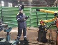 На Днепровских электросетях начал работать робот-сварщик