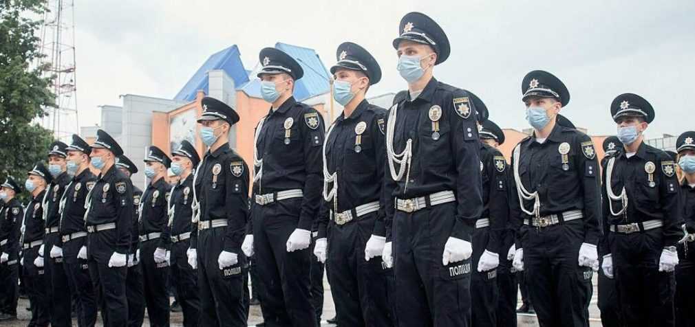 В Днепре впервые в Украине выпустили специалистов по стратегическим расследованиям, – ФОТО