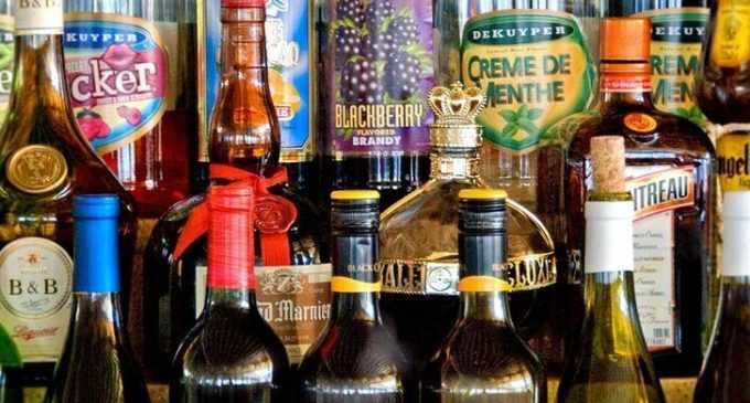 В Днепре сеть супермаркетов запустила новое подтверждение возраста при покупке алкоголя: подробности