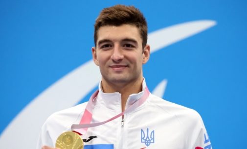 Зеленський дав звання «Герой України» плавцю Максиму Крипаку