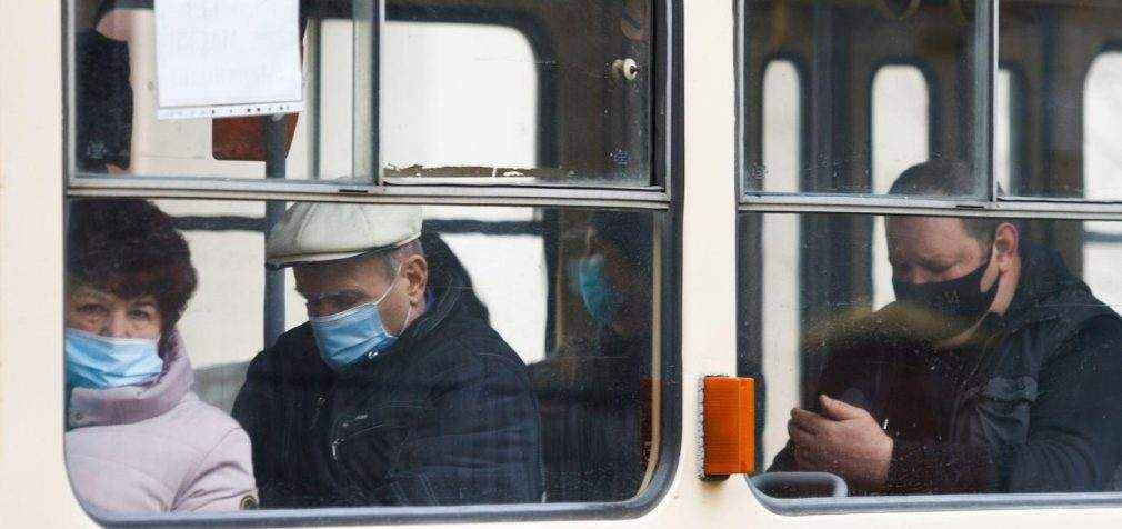 Штрафи за відсутність маски. Скільки доведеться заплатити: названі суми
