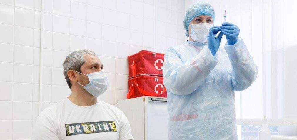 Рекордна кількість українців щепилися від COVID-19 за останню добу