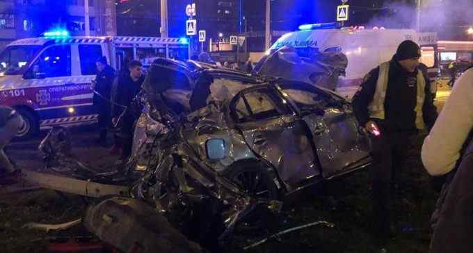 Гнав на “червоний”. У Харкові підліток на Infiniti влаштував смертельну ДТП: що відомо