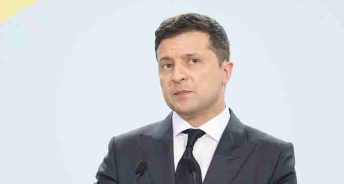 Зеленський ввів у дію нове рішення РНБО щодо санкцій: що відомо