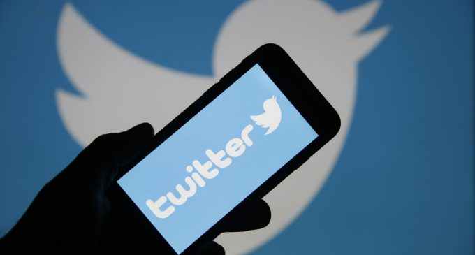 В Twitter стався глобальний збій