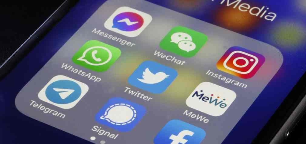 У Facebook та Instagram почалися глобальні збої