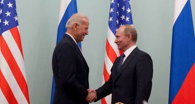 Путін та Байден проведуть онлайн-бесіду. Серед тем буде Україна