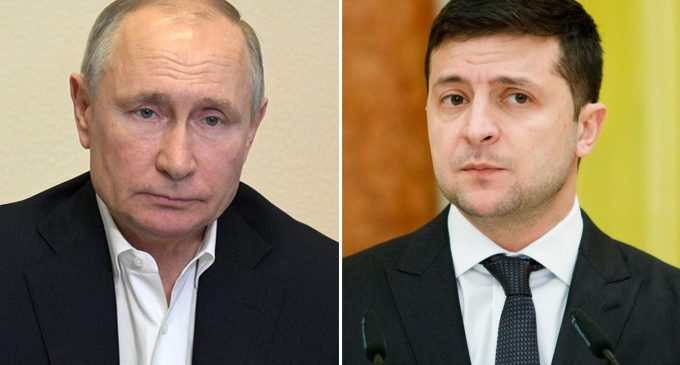 У Кремлі заявили, що Путін готовий обговорювати з Зеленським тільки двосторонні відносини