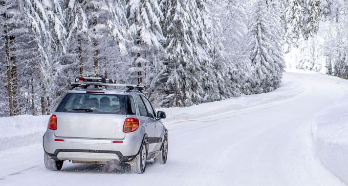 У далеку дорогу взимку на автомобілі: корисні поради для водія