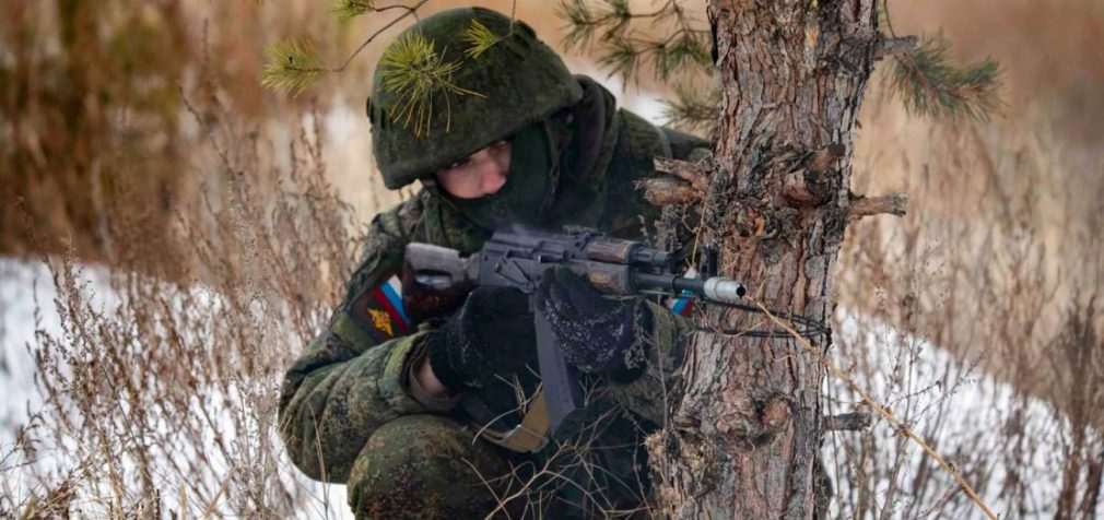 Бойовики тричі порушили режим “тиші” на Донбасі. Військові відповідали на обстріли
