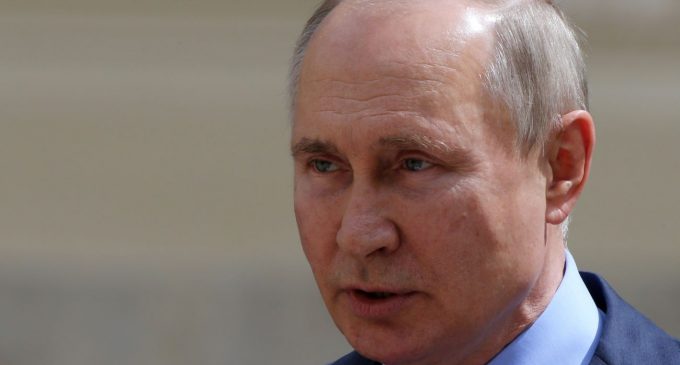 Росію не можна перемогти, тільки розвалити зсередини: Путін зробив заяву