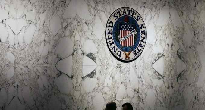 США у разі нападу на Україну вдарять по постачанню смартфонів та авіазапчастин до РФ, – Reuters